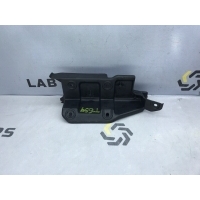 Кронштейн бампера Audi a6 c6 2006 4f5807897, 4f5807891
