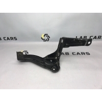 кронштейн радиатора Audi a6 c6 2007 4f0145813f