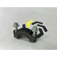 Удерживающая скоба BMW x5 e70 рестайлинг 2011 11128519494, 11127809138, 11127801696