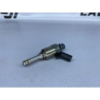 Форсунка топливная Audi A4 B8 06H906036F, 0261500057