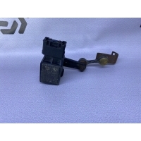 Датчик положения кузова BMW 5 E60 37141093697