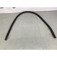 Уплотнитель двери Audi a5 8t 2009 8t0831707d