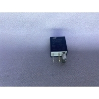 Реле 404 Audi A6 C6 7m0951253c
