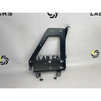 Кронштейн блока управления Audi A6 C6 4f0035464