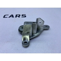 Кронштейн троса КПП Audi A4 B7 4b0713281d, 4b0713125d