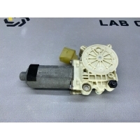 Моторчик стеклоподъемника BMW X5 e70 2007 67626967261, 974623100, 67627267691, 0130821460