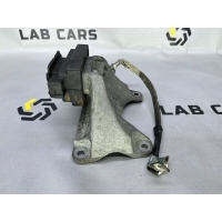 кронштейн кпп BMW 5 f10 22326781229, 22316770289