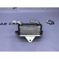 Радиатор масляный Audi A5 8T 06e117021g