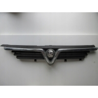 Opel oe 90505727 решетка радиатора