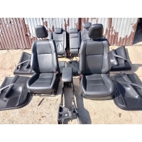 Toyota rav4 кресла диван