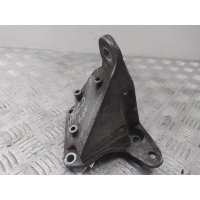 Кронштейн КПП Audi A6(C5) 2000 8D0399114AH