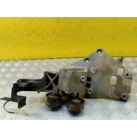 Кронштейн генератора Nissan Navara (D40) 2004-2015 Пикап 2010 119105X00A