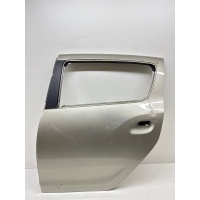 дверь Renault Sandero 2 2013-2022 821010747R