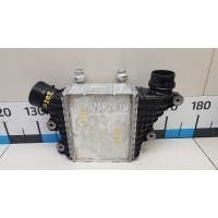 Интеркулер Land Rover Discovery Sport 2014 LR072118