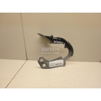 Петля капота правая Ford Focus III (2011 - 2019) BM51A16800AD