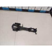Кронштейн ручки Toyota Tundra (2007 - 2013) 692030C010