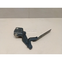 Петля капота правая VAG Jetta (2011 - 2018) 5C6823302
