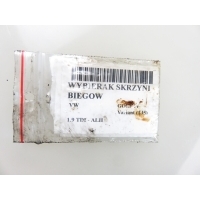 Переключатель кпп volkswagen гольф iv variant 1j5 1.9 tdi 90 - alh 1j0711051d ,