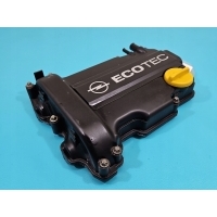 Крышка клапонов opel corsa c 1.0 12v