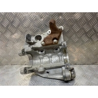 Кронштейн полуоси Land Rover Discovery Sport L550 (2014 -2019) Внедорожник 2017 GJ324H473AD, LR105296