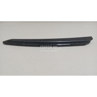 Накладка на решетку радиатора Mazda CX 5 (2012 - 2017) KA0G50B51