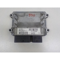 Блок управления двигателем Renault Duster 2012 237100826R