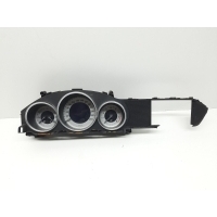 панель приборов Mercedes-Benz C-Class W204 2011-2014 A2049004009