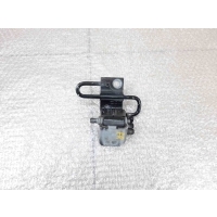 Петля двери переденей правой нижняя Audi A6 C6 Allroad 2006-2012 8E0831412E