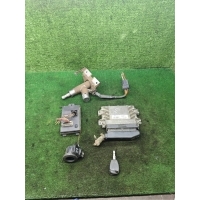 Блок управления двигателем Renault Logan 2006 8200483732