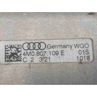 Усилитель бампера переднего Audi Q7 4M рестайлинг (2019—2023) 2021 4M0807109E