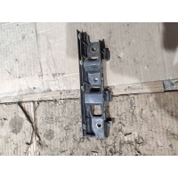 Кронштейн крепления бампера переднего Volkswagen Passat B6 2005 3C0807183