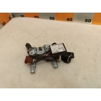Замок зажигания Mitsubishi Space Wagon 3, 15 1999 MR307999