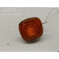 Повторитель поворота правый Audi A4 B5 (1994-2001) 1997 1853276