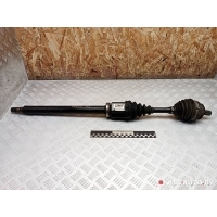 Полуось передняя правая (приводной вал, ШРУС) Volvo S60 2004 8689211,P8689211