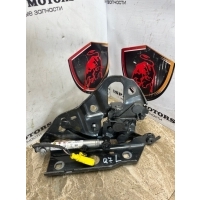 Петля капота левая AUDI Q7 4M 2021 4m0823823d, 4m0823301b