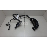 Патрубок воздушного фильтра Mercedes Benz W205 2014 2740901729