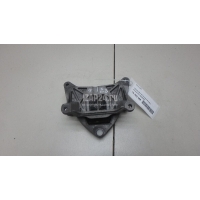 Опора КПП Mercedes Benz W205 2014 2052402500