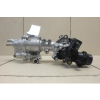 Насос водяной (помпа) Mercedes Benz W205 2014 2742000900
