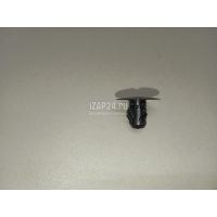 Крепеж (клоп) Mercedes Benz W205 2014 0009914795
