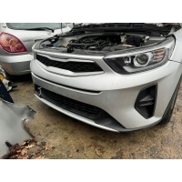 Передняя , элементы вперед kia stonic