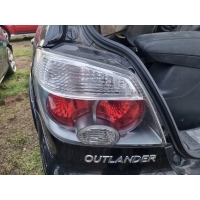 Фара левая задняя рестайлинг mitsubishi outlander i 2.0 4g63 03 - 06r