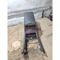 Подлокотник Mercedes E W210 1999