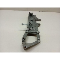 Кронштейн генератора Land Rover Discovery Sport 2014 LR028857