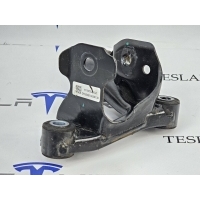 Кронштейн двигателя Tesla Model Y 2021 1110233-00