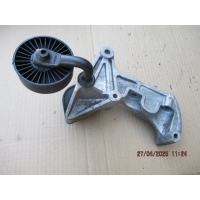 Лапа генератора volkswagen транспортер t4 074903143f 2.5 b aet