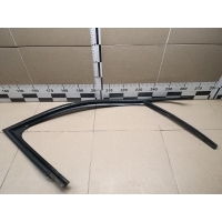 Уплотнитель стекла двери SKODA Rapid 2013> 5JA837432E