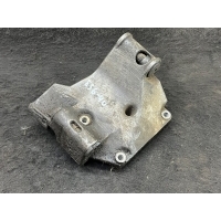 Кронштейн генератора BMW 5 E34 1995 1721865