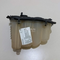 Бачок расширительный Land Rover XE 2015 LR091767