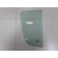 Стекло двери задней правой (форточка) Renault Renault Sandero 2014> 822621848R