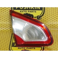 Фонарь крышки багажника Nissan Qashqai J10 2011 26555BR01A, 26559BR01A